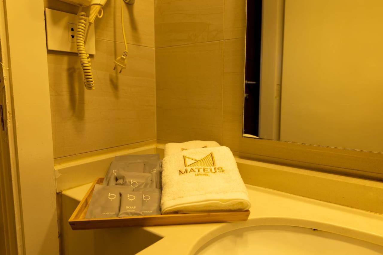 Mateus Hotel & Pool Джуния Экстерьер фото