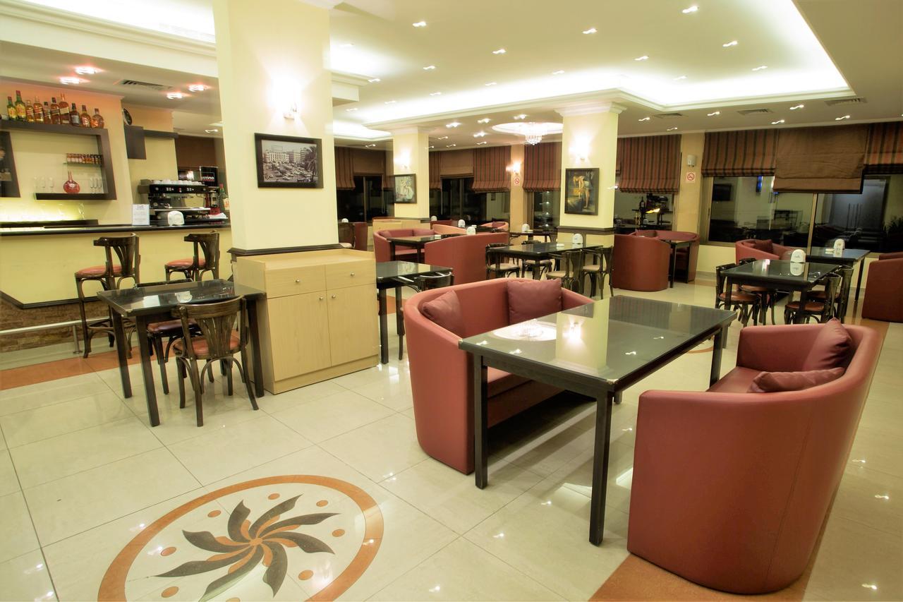 Mateus Hotel & Pool Джуния Экстерьер фото
